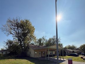 7227 Saint Augustine Street, Houston TX 77021