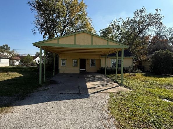 7227 Saint Augustine Street, Houston TX 77021