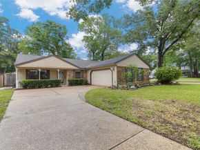 5302 Manor Oaks Drive, Houston TX 77339