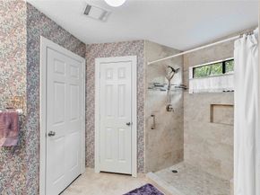 5302 Manor Oaks Drive, Houston TX 77339