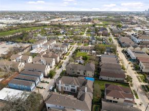 5229 Petty Street A, Houston TX 77007