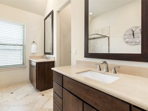 5229 Petty Street A, Houston TX 77007