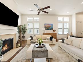 5229 Petty Street A, Houston TX 77007