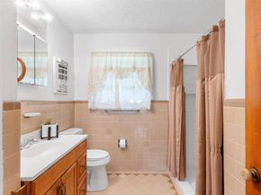 6807 Kingsway Drive, Houston TX 77087