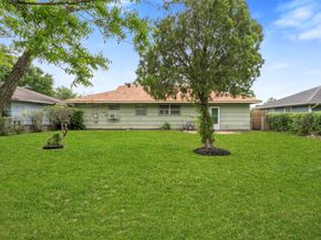 6807 Kingsway Drive, Houston TX 77087