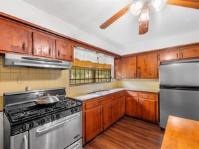 6807 Kingsway Drive, Houston TX 77087