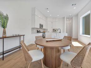 3620 SAUER Street B, Houston TX 77004