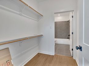 3620 SAUER Street B, Houston TX 77004