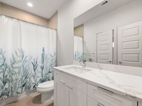 5722 Rucio Lane A, Houston TX 77092