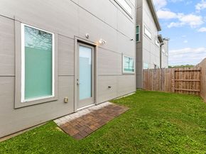 5722 Rucio Lane A, Houston TX 77092