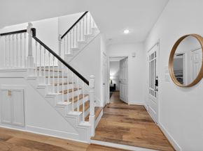 32 Mellow Leaf Court, The Woodlands TX 77381