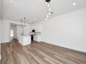 8106 Locksley Street, Houston TX 77078