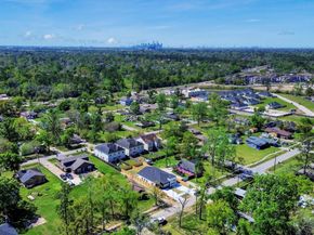 8106 Locksley Street, Houston TX 77078