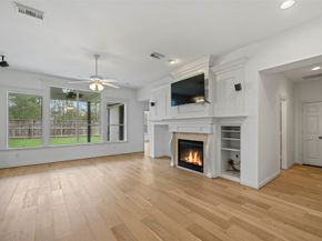98 E Beckonvale Circle, The Woodlands TX 77382