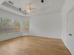 98 E Beckonvale Circle, The Woodlands TX 77382