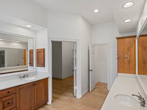 98 E Beckonvale Circle, The Woodlands TX 77382