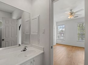 98 E Beckonvale Circle, The Woodlands TX 77382