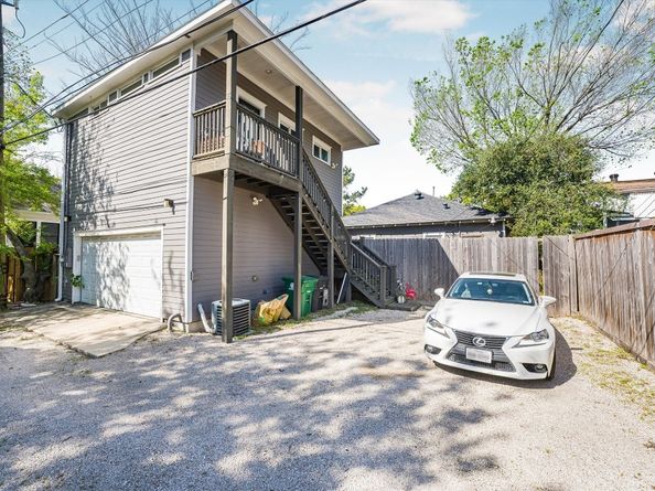 210 Tabor Street, Houston TX 77009
