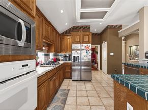 3219 Shadowleaf Drive, Houston TX 77082