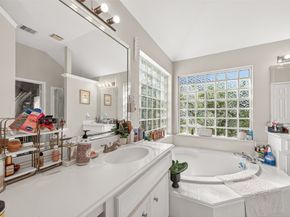 3219 Shadowleaf Drive, Houston TX 77082