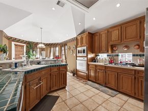 3219 Shadowleaf Drive, Houston TX 77082