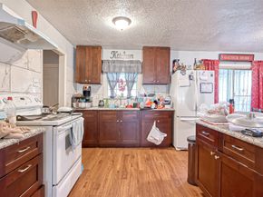 10434 Envoy Street, Houston TX 77016
