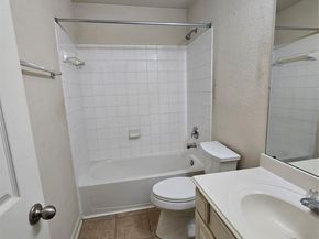 13231 Barrow Point Lane, Houston TX 77014