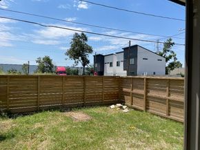 201 E 37th Street, Houston TX 77018