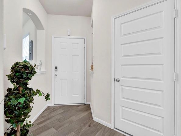 10918 Sun River Falls Drive, Humble TX 77396