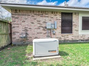 38 E Royal Mews, Conroe TX 77384