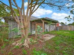 17423 Saxon Drive, Houston TX 77095