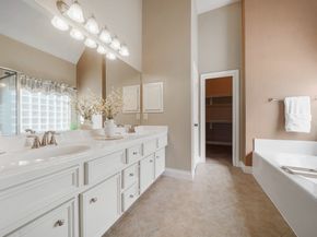 2898 Woodland Glen Lane, Conroe TX 77385