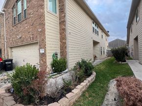 5205 Dauntless Drive, Houston TX 77066