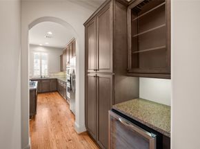 1650 Bonnie Brae Street, Houston TX 77006