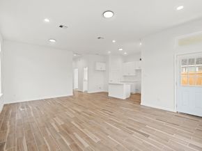 13926 Leabrandon Lane, Houston TX 77045