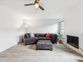 1077 Country Place Drive 1077, Houston TX 77079