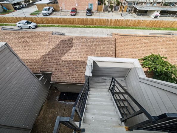 1077 Country Place Drive 1077, Houston TX 77079