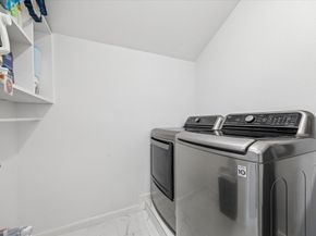 1077 Country Place Drive 1077, Houston TX 77079