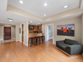 914 Main Street 1504, Houston TX 77002