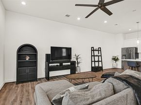 4843 Broom Street, Houston TX 77091