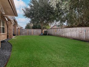 18 Estherwood, The Woodlands TX 77354