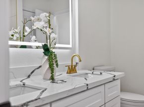 6207 Rollingbrook Drive, Houston TX 77096