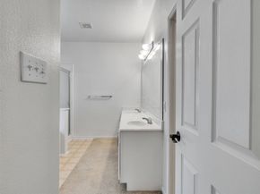 9915 Valance Way, Conroe TX 77385