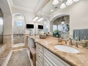 3016 Mid Lane B, Houston TX 77027