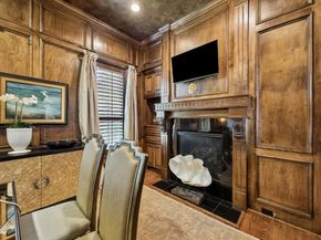 3016 Mid Lane B, Houston TX 77027
