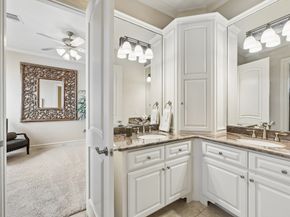 3016 Mid Lane B, Houston TX 77027
