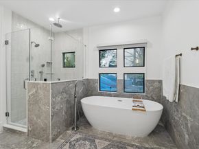 1260 Candlelight Lane, Houston TX 77018