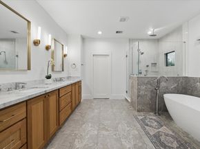 1260 Candlelight Lane, Houston TX 77018