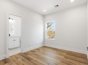 9405 Hammerly Boulevard C, Houston TX 77080