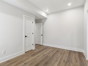 9405 Hammerly Boulevard C, Houston TX 77080